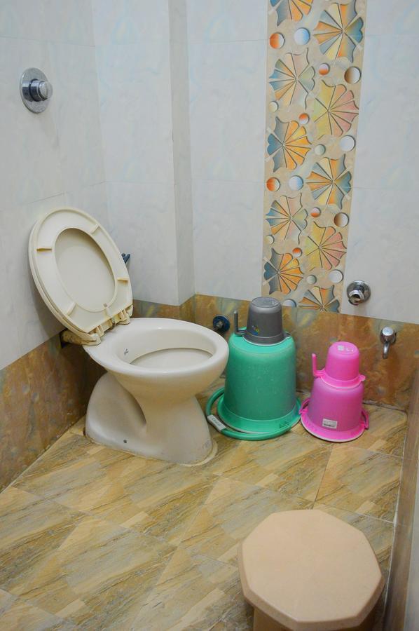 Hotel Royal Palace - 150 Meters From Mahakal Temple Ujjain Ngoại thất bức ảnh