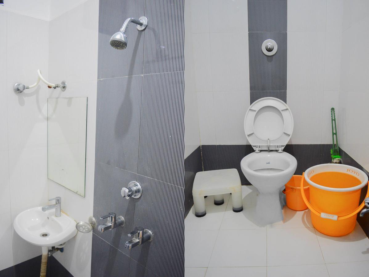 Hotel Royal Palace - 150 Meters From Mahakal Temple Ujjain Ngoại thất bức ảnh