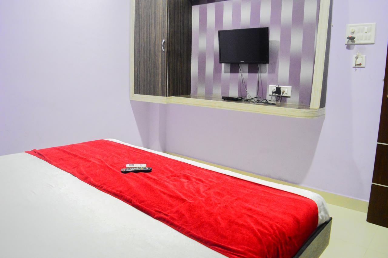 Hotel Royal Palace - 150 Meters From Mahakal Temple Ujjain Ngoại thất bức ảnh
